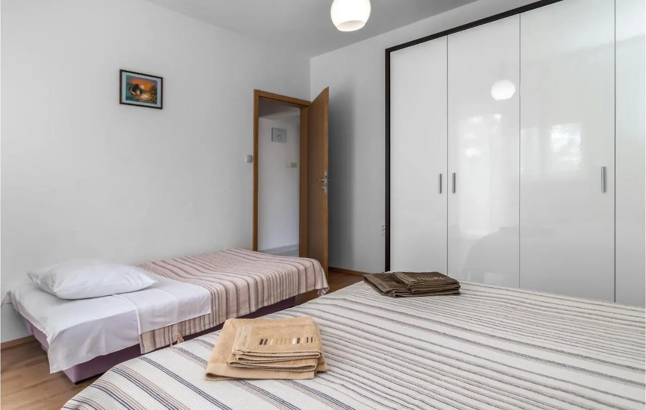 Nice Apartment In Jadranovo With Wifi 0*,  Croatia