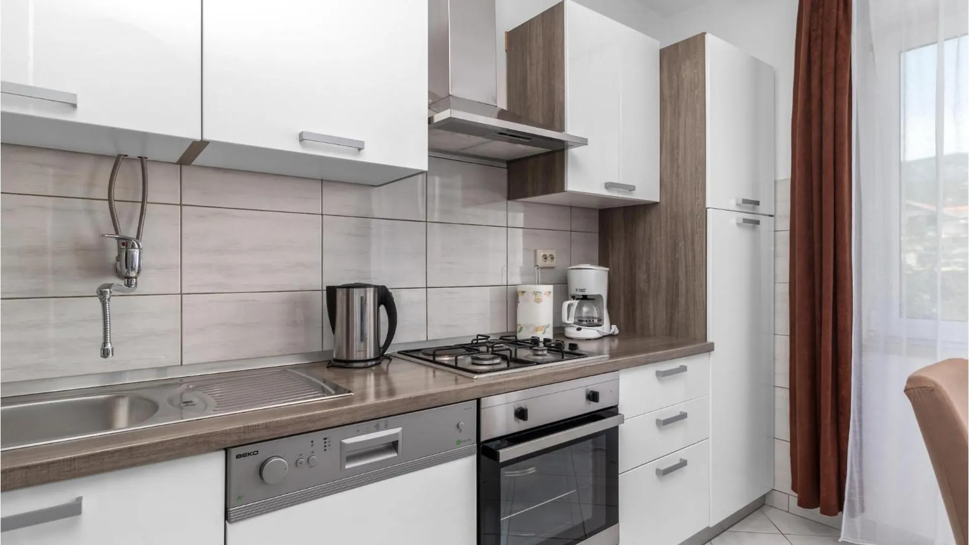 Nice Apartment In Jadranovo With Wifi